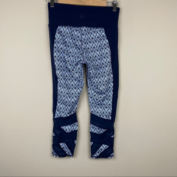 EUC athleta Mantra Capri Navy Multi Print sheer S - Picture 4 of 8